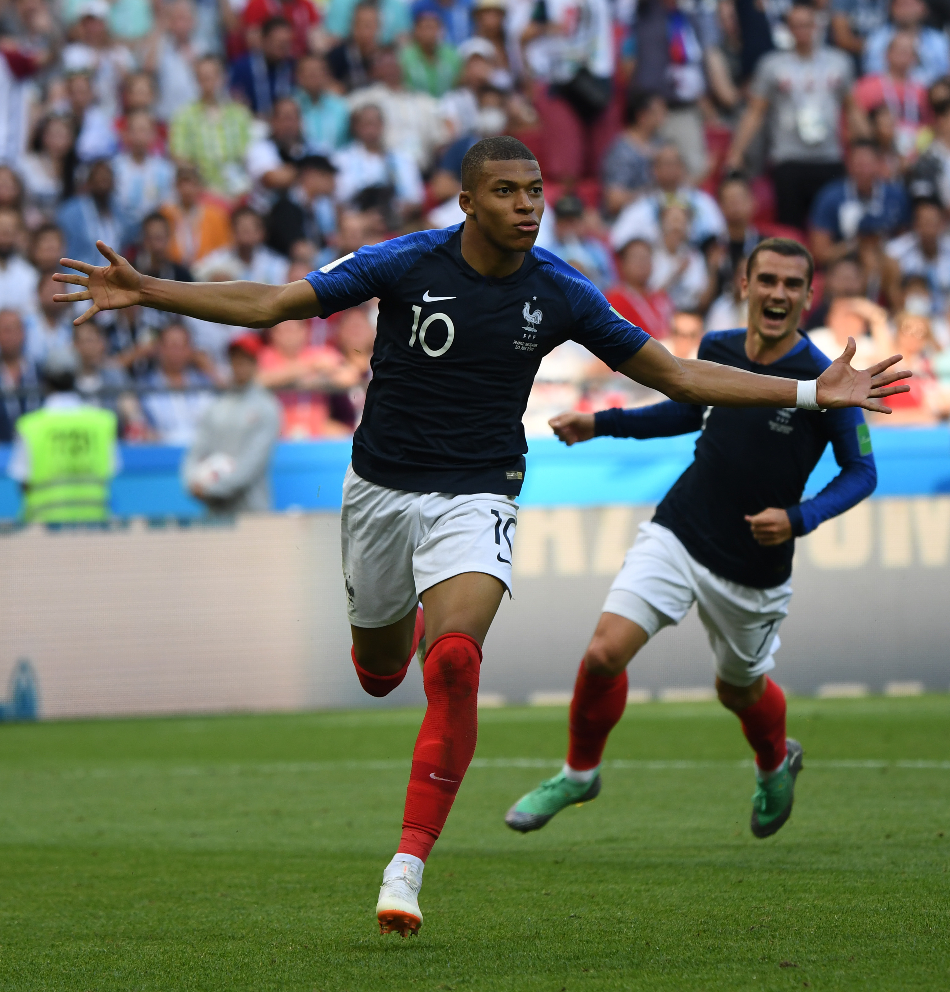 迪马特奥：桑乔回多特进了欧冠决赛，说明他的表现取决于心态（迪马特奥：桑乔重返多特闯入欧冠决赛，证明心态左右发挥）