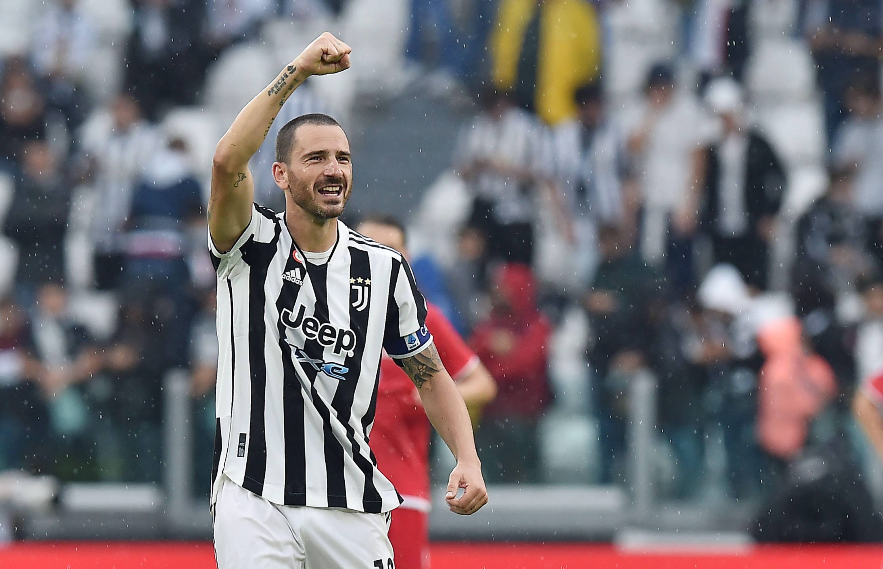 桑德兰冬窗再追贡多齐！已重启转会谈判（桑德兰冬窗再度求购贡多齐，转会谈判重启）