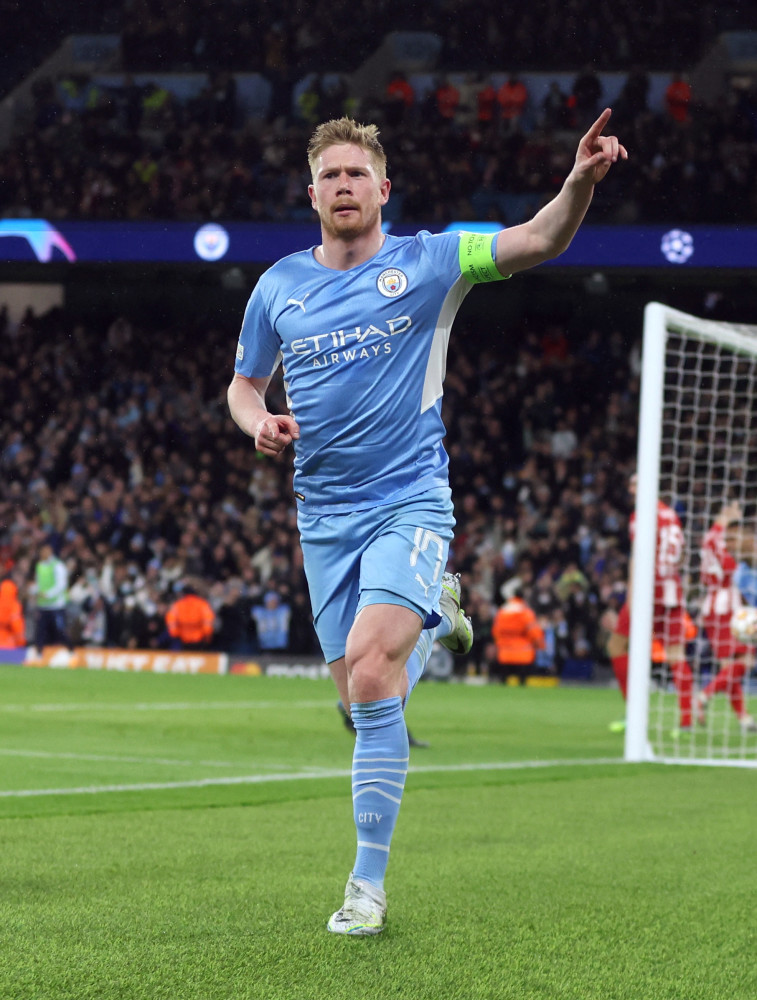 火星撞地球！枪手领跑英超&欧冠0丢球，拜仁新赛季17胜1平不败（世纪碰撞！枪手英超领跑欧冠零失球，拜仁新季17胜1平仍不败）