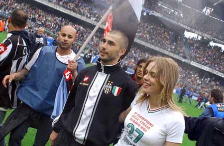 于鑫淼：学欧洲极端球迷训话并非理所应当，不是外国的就都好