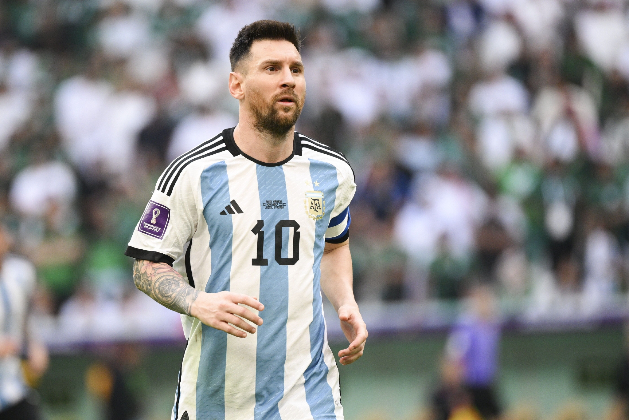 伊萨克全场数据：出战68分钟，7次丢球，7次对抗全部失败（伊萨克本场数据：出场68分钟，7次丢失球权，7次对抗无一成功）