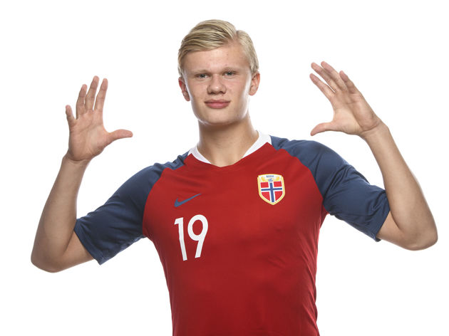 加西亚：处境艰难时是新教练组帮全队稳住心态，最终完成保级