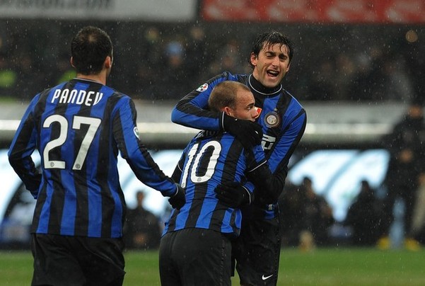 意媒：如果接受降薪，目前年薪600万欧的佩7可能与罗马续约