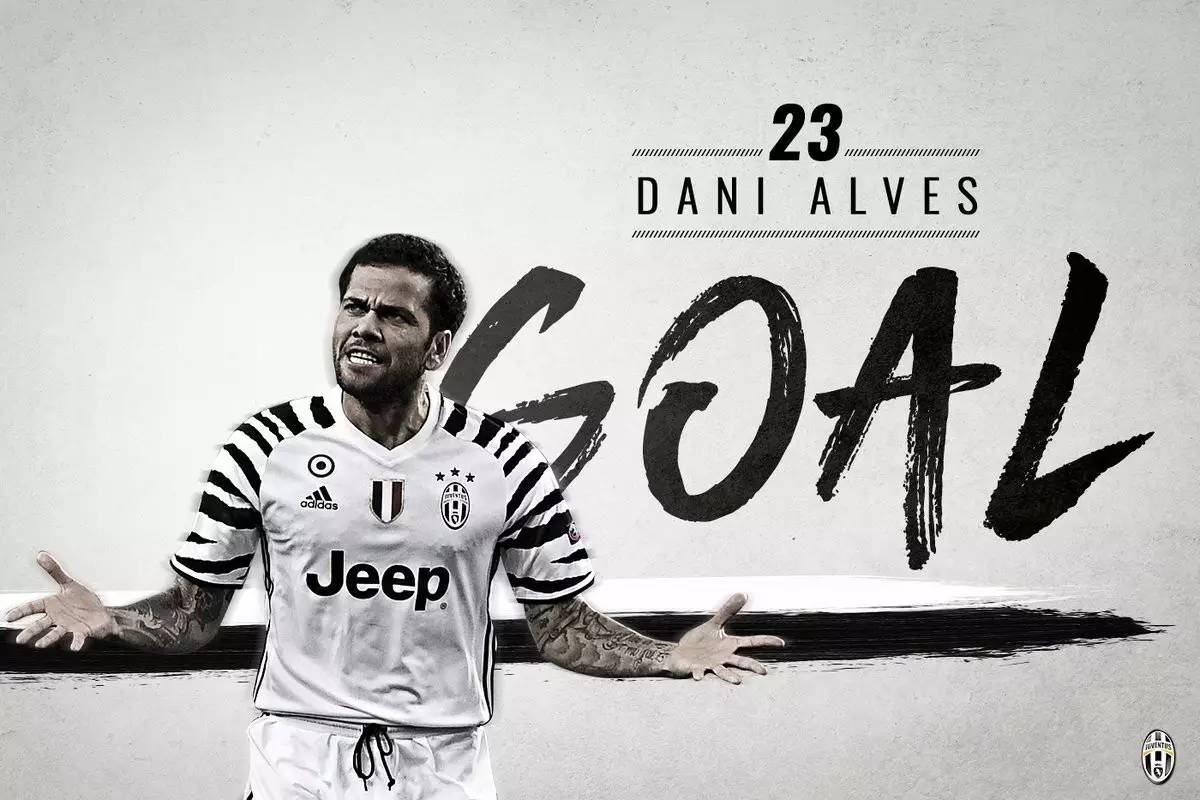 英超官方晒近两年圣诞积分榜：利物浦和阿森纳同分领跑（英超发布近两年圣诞前积分榜：利物浦与阿森纳并列榜首）