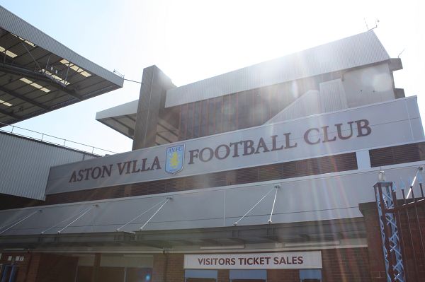 意甲第13轮裁判：科卢吹米兰vs拉齐奥，马萨吹罗马vs那不勒斯