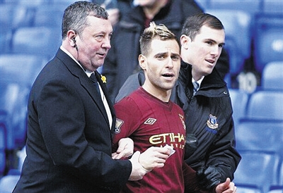 出线之战！意大利vs挪威首发：雷特吉PK哈兰德，巴雷拉出战（出线关键战！意大利对挪威首发出炉：雷特吉对决哈兰德，巴雷拉先发）