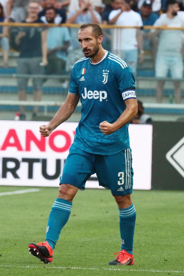 2025-26橄榄球欧冠R1格罗斯特胜卡斯特，托马斯威廉姆斯表现亮眼（2025-26欧冠橄榄球首轮：格罗斯特力克卡斯特，托马斯·威廉姆斯闪耀）