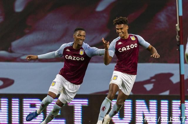 世欧预半场：霍扎、阿比切尔造杀机，瑞士暂0-0科索沃（世预赛欧区半场：霍扎、阿比切尔频造险机，瑞士暂与科索沃0-0）