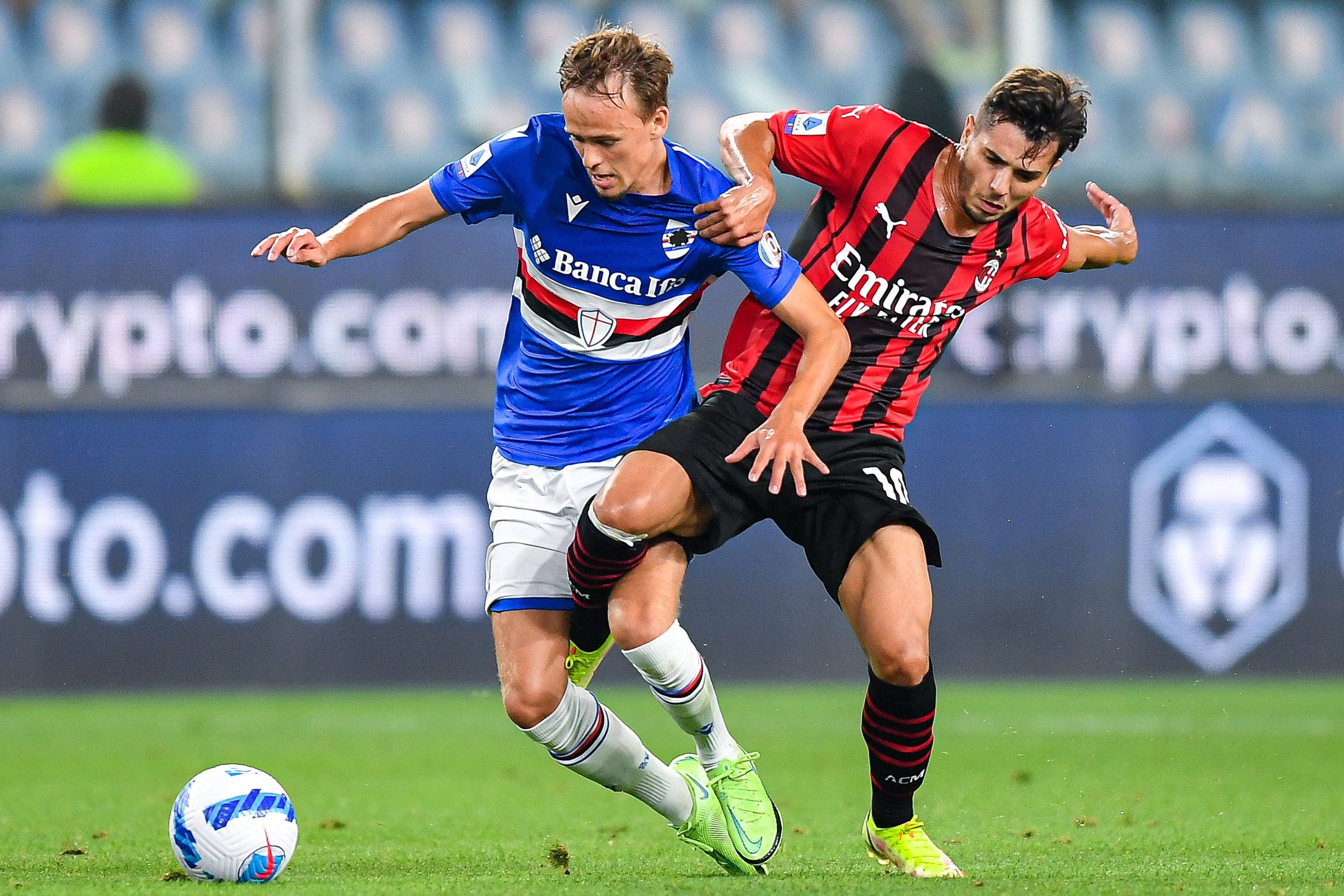 独领风骚，目前欧冠前8球队英超占4席，其余四大联赛各出1队（欧冠八强英超独占半壁江山，其余四大联赛各仅一队入围）