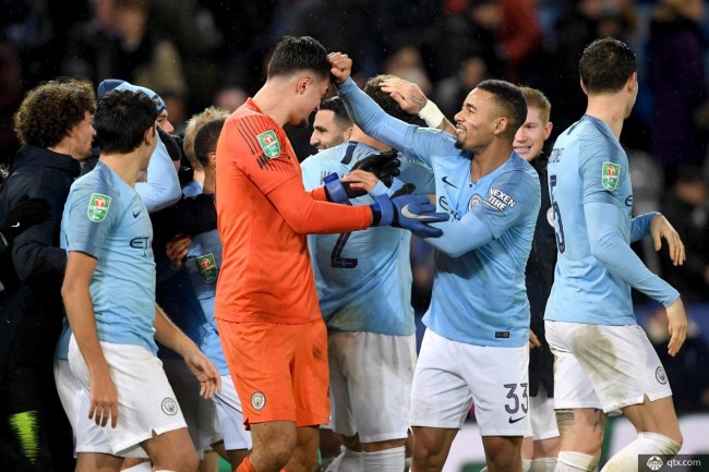 埃德森：拥有安切洛蒂这样的教练，无疑是通往成功的捷径（埃德森：与安切洛蒂共事，就是通向成功的快车道）