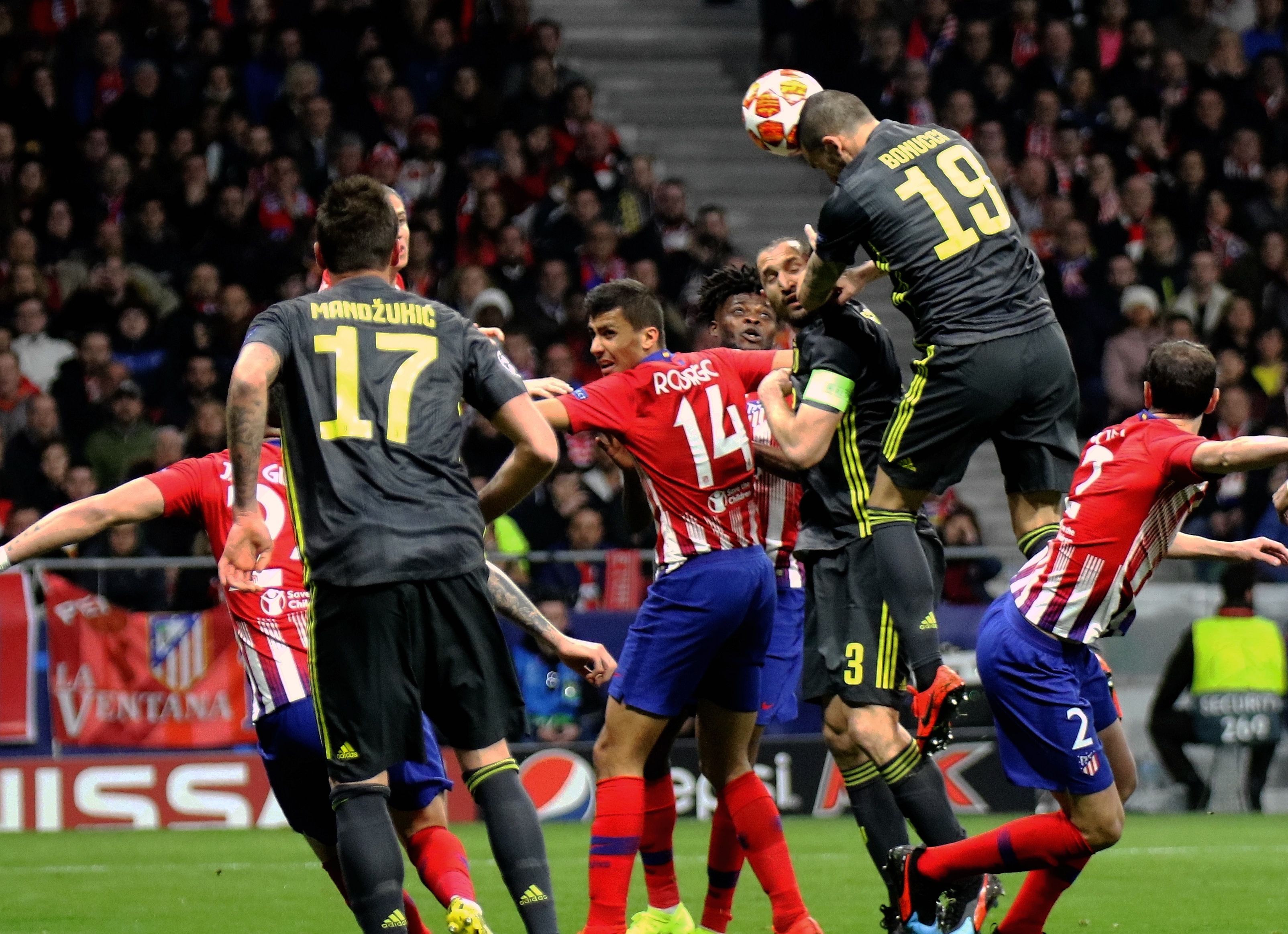 姆巴佩新赛季6次禁区外远射破门，位列五大联赛第一（姆巴佩新赛季禁区外远射斩获6球，五大联赛居首）